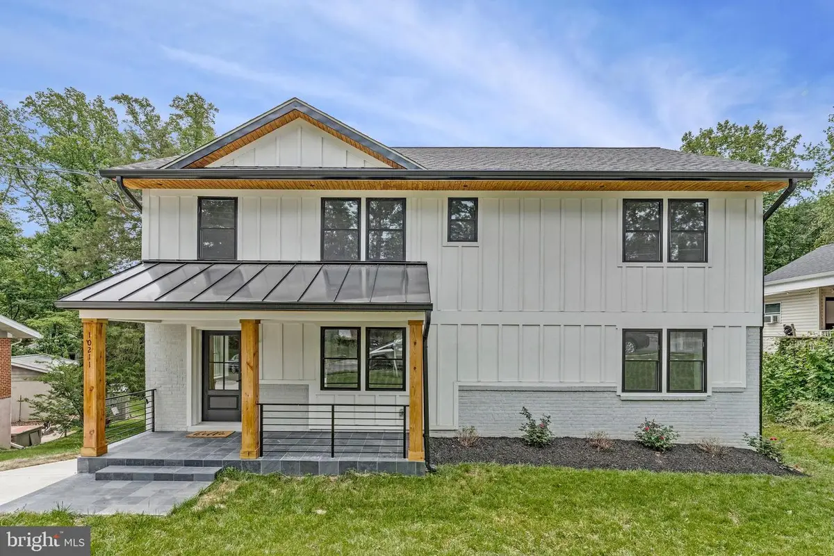 10211 Stratford Ave, Fairfax, VA 22030 - #1