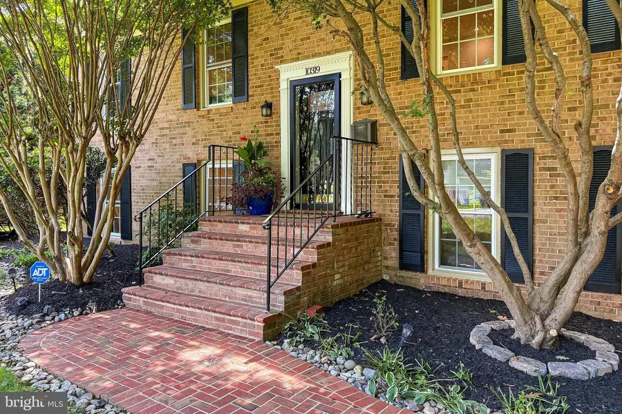10319 Cardinal Rd, Fairfax, VA 22030 - #3