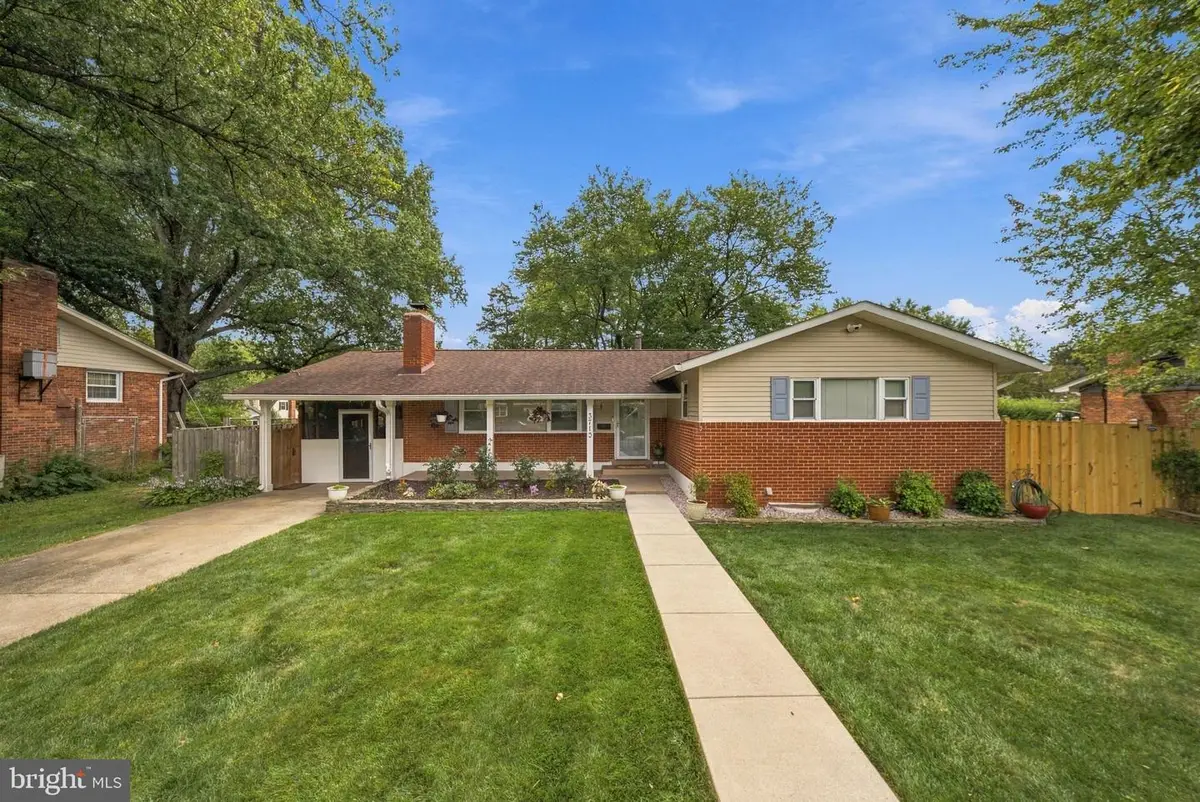 3713 Randolph St, Fairfax, VA 22030 - #1