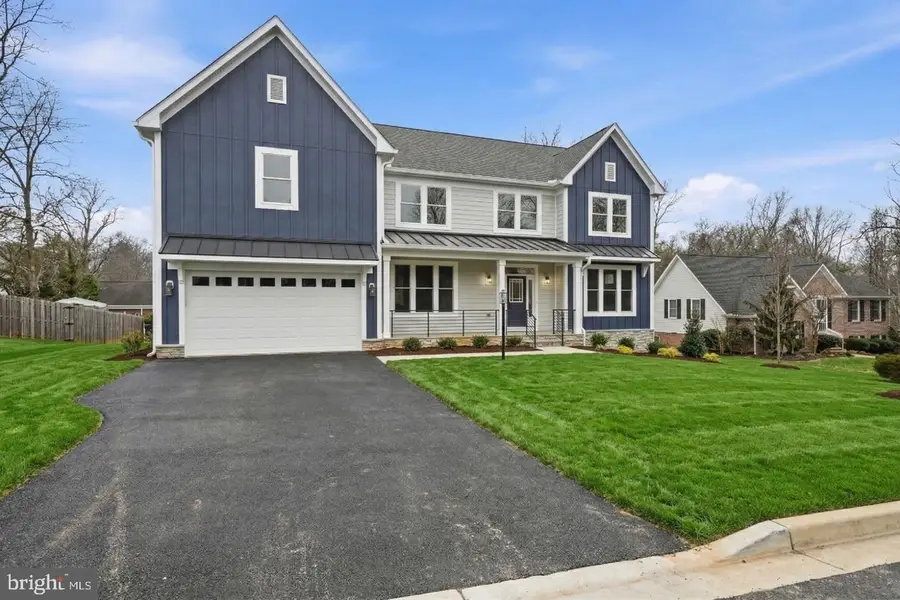 3410 Burrows Ave, Fairfax, VA 22030 - #2