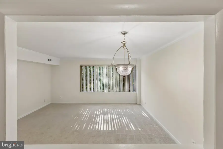 10570 Main St #508, Fairfax, VA 22030 - #3