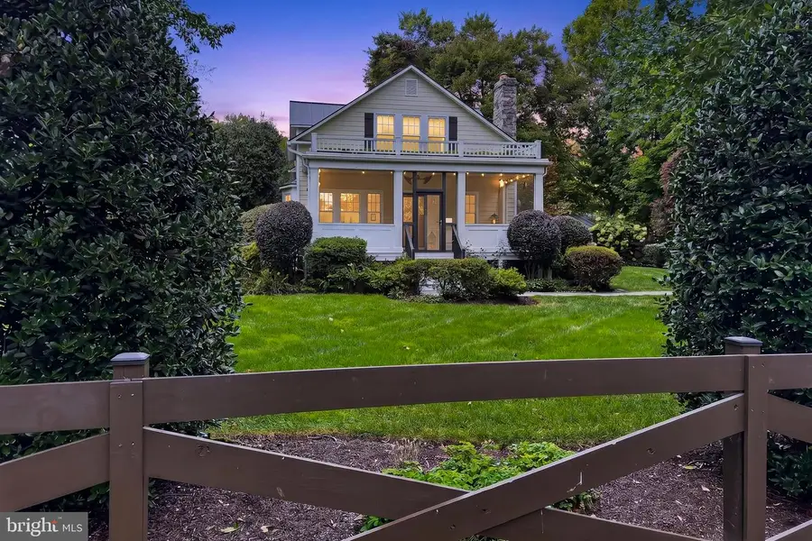 3712 Farr Ave, Fairfax, VA 22030 - #2