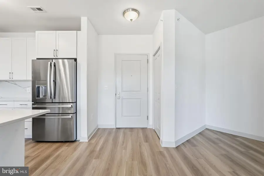10755 Fairgrounds Dr #418, Fairfax, VA 22030 - #2