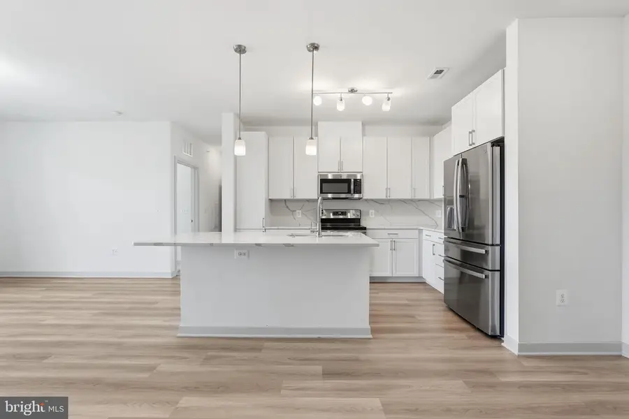 10755 Fairgrounds Dr #418, Fairfax, VA 22030 - #3