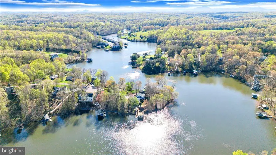 324 Indian Pointe Dr, Hardy, VA 24101 - #3