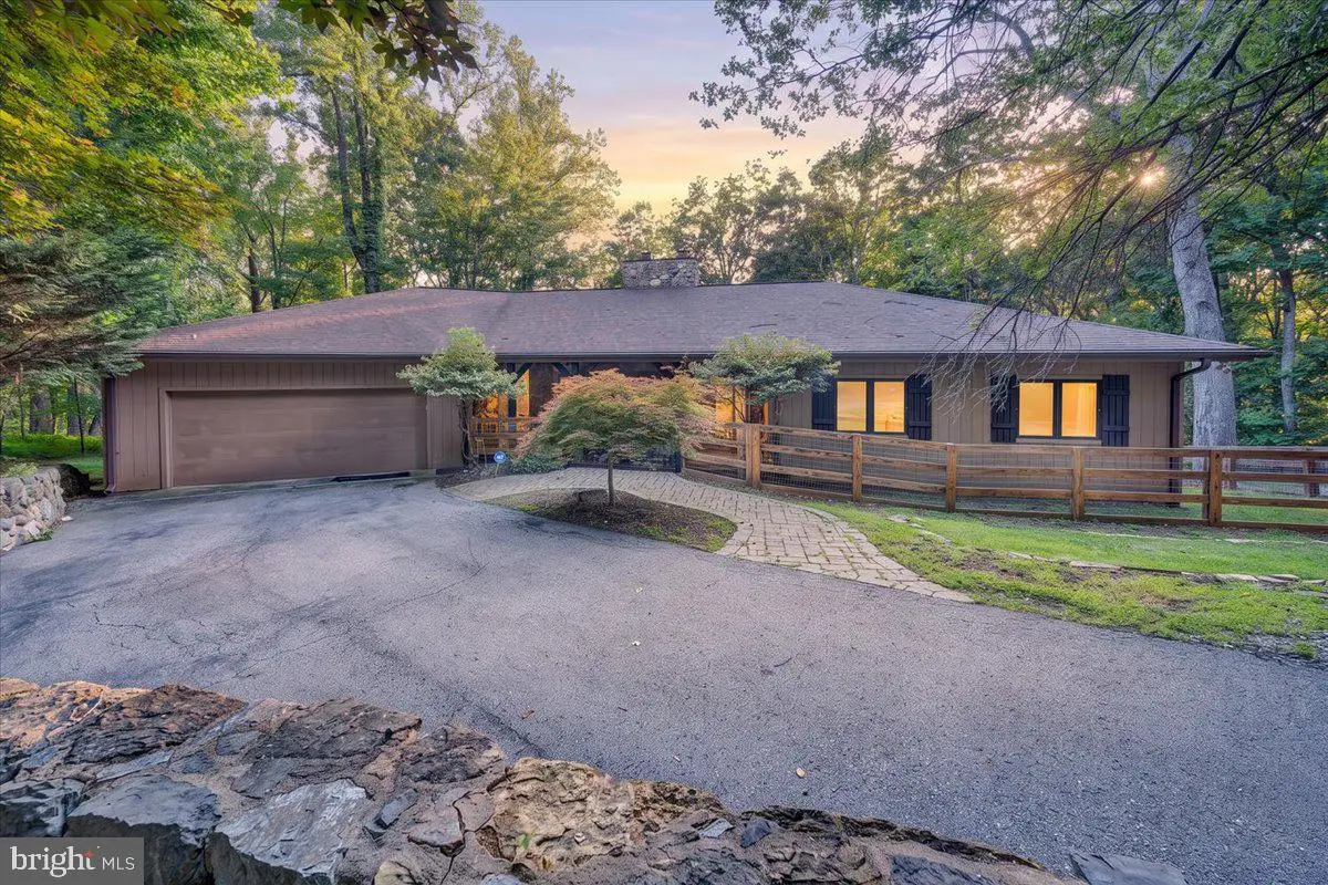 310 Saddleback Trl, Hardy, VA 24101 - #1