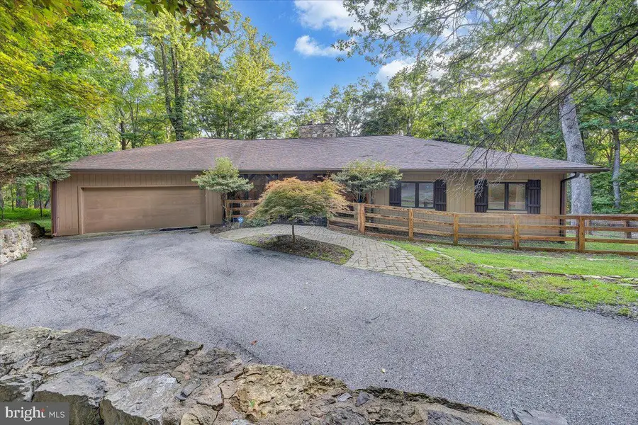 310 Saddleback Trl, Hardy, VA 24101 - #2