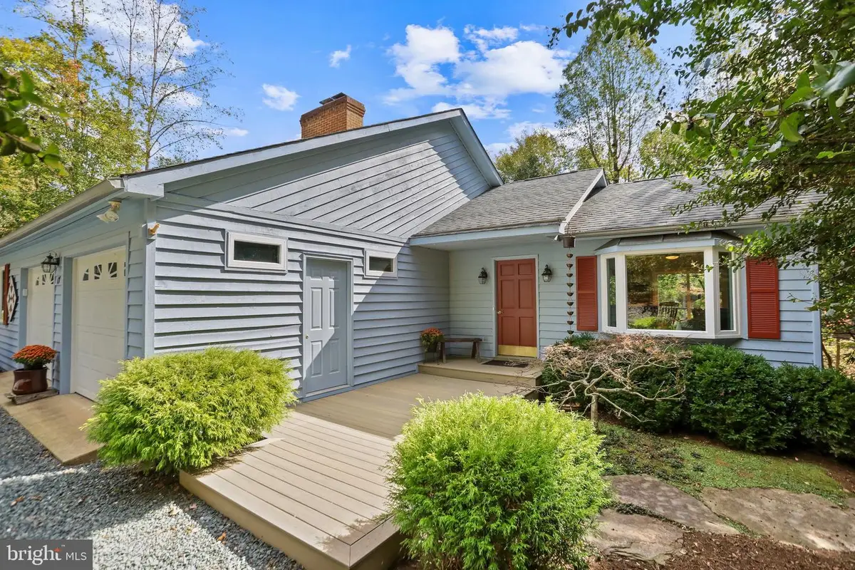 17 Vine Ridge Dr, Palmyra, VA 22963 - Image #1