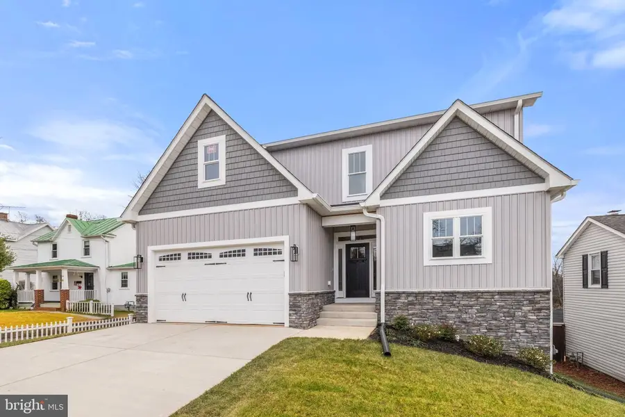 57 Madison St, Warrenton, VA 20186 - Image #2