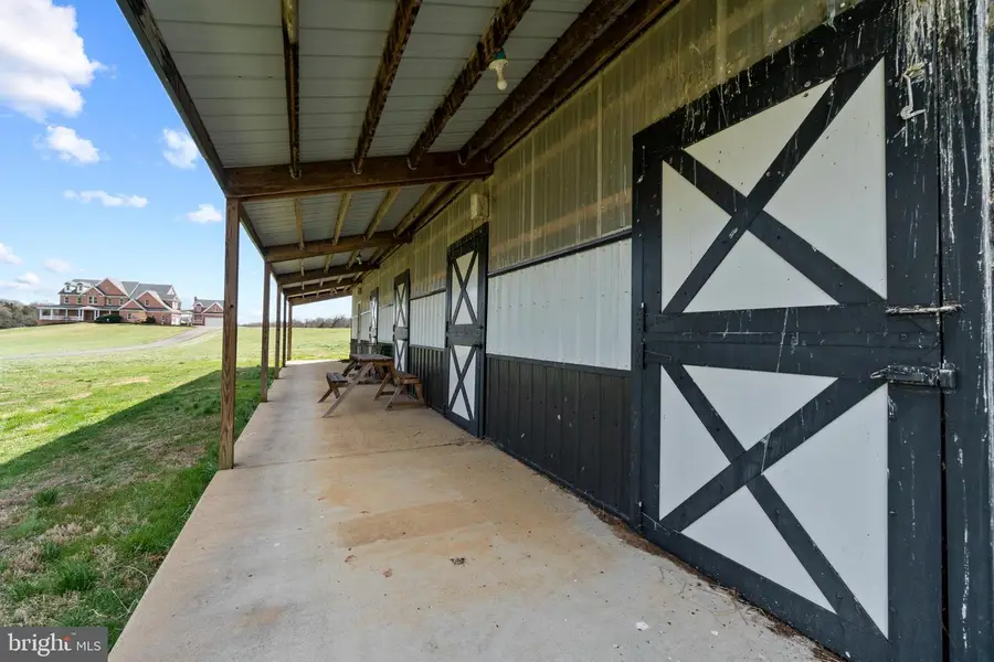 10150 Hedrick Farm Ln, Midland, VA 22728 - Image #2