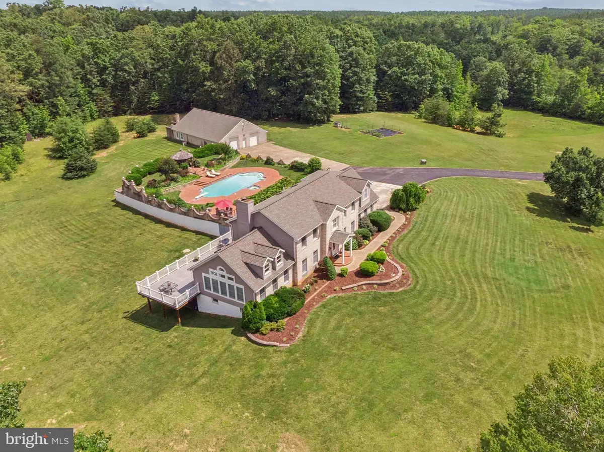 3522 Sugar Hill Ln, Goldvein, VA 22720 - Image #1
