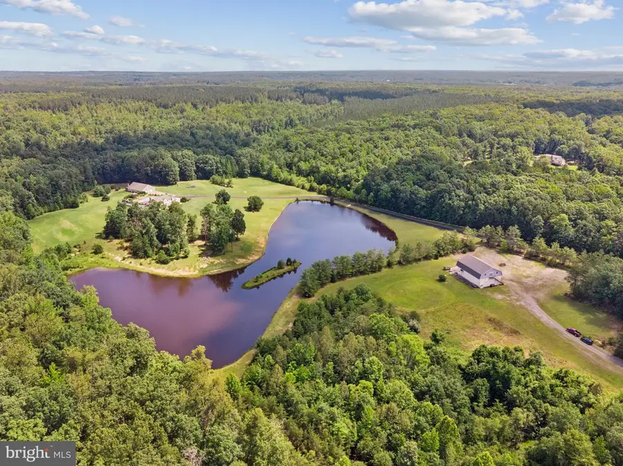 3522 Sugar Hill Ln, Goldvein, VA 22720 - Image #2