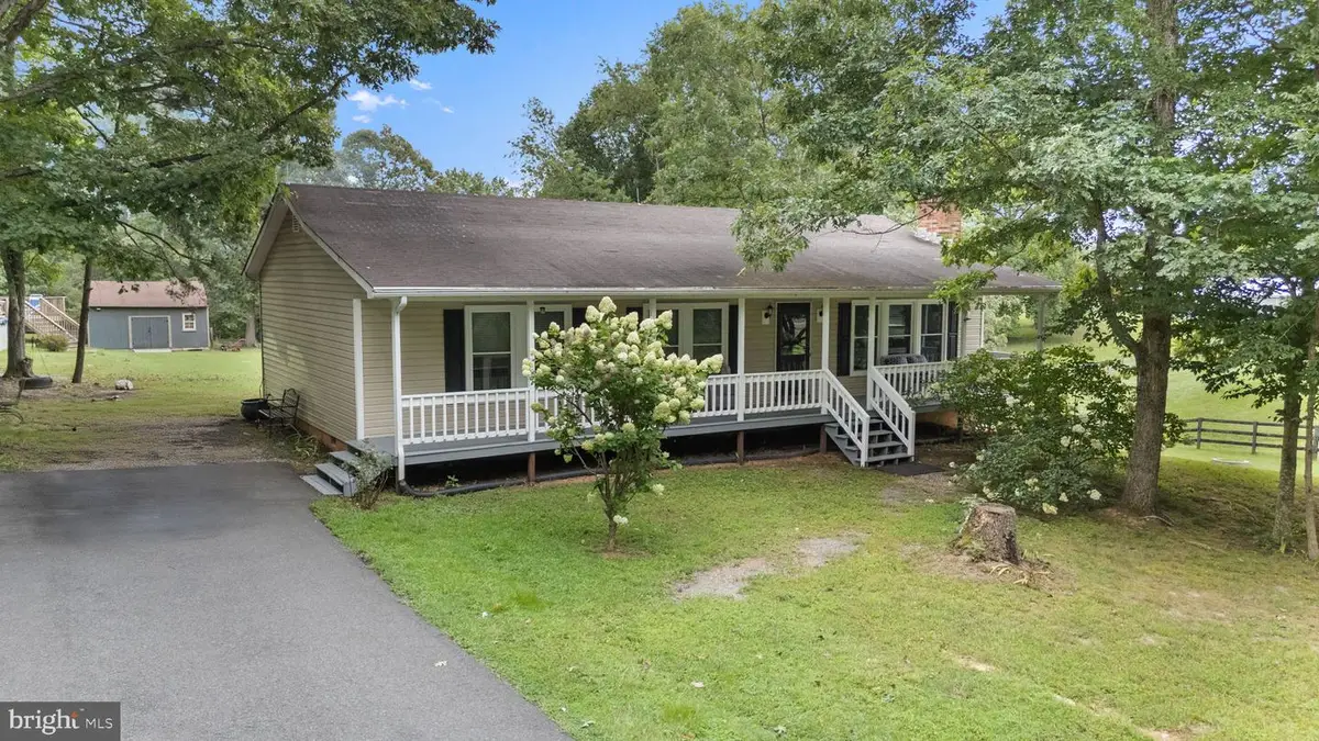 5762 Sumerduck Rd, Sumerduck, VA 22742 - Image #1