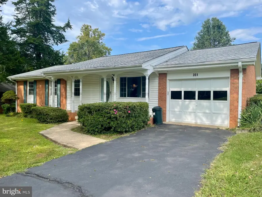 351 Chappell St, Warrenton, VA 20186 - Image #2