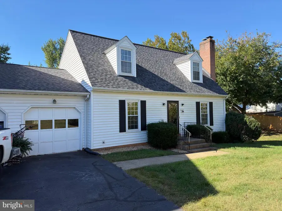 562 Tiffany Ct, Warrenton, VA 20186 - Image #3