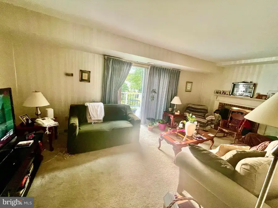 52-52c Leeds Ct, Warrenton, VA 20186 - Image #3