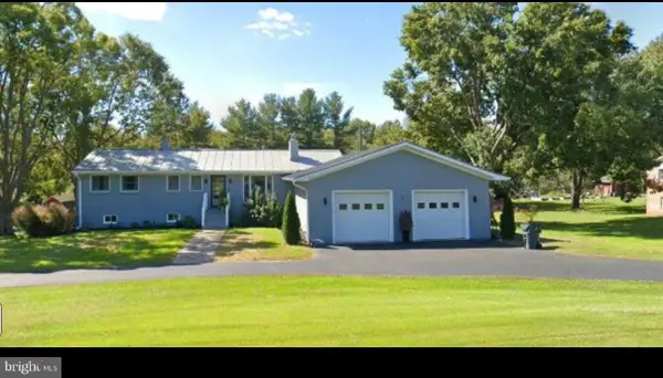 8746 Meetze Rd, WARRENTON, VA 20187