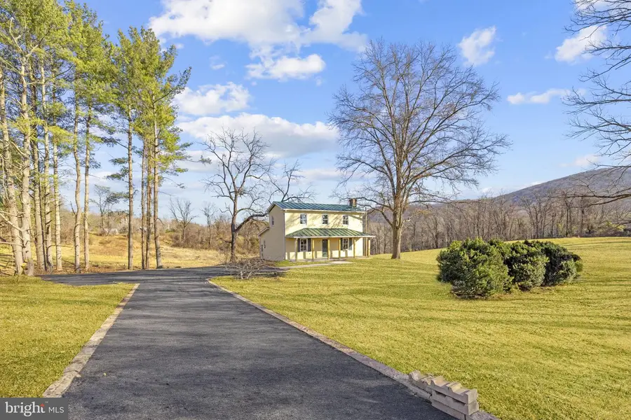 11066 Moreland Rd, Delaplane, VA 20144 - Image #2