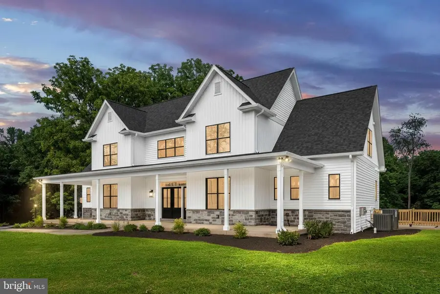 3044 Clearview Farm Ln, Warrenton, VA 20186 - Image #2