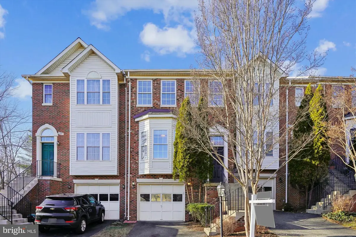 796 Col Edmonds Ct, Warrenton, VA 20186 - #1