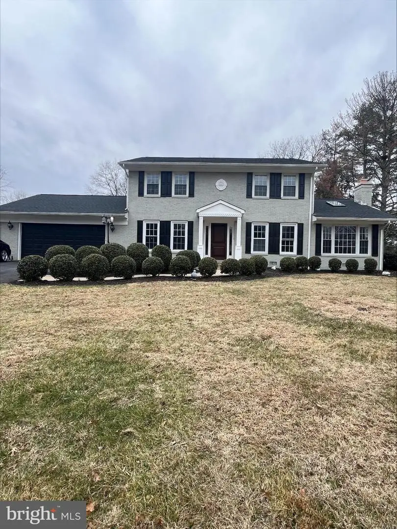 6389 Lancaster Dr, Warrenton, VA 20187 - Image #1