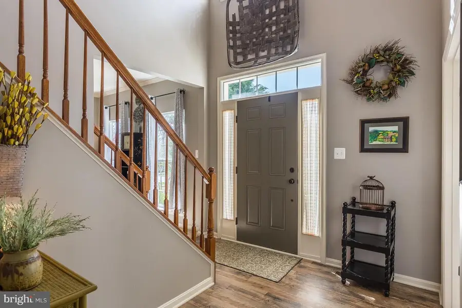 274 Hidden Creek Ln, Warrenton, VA 20186 - Image #3