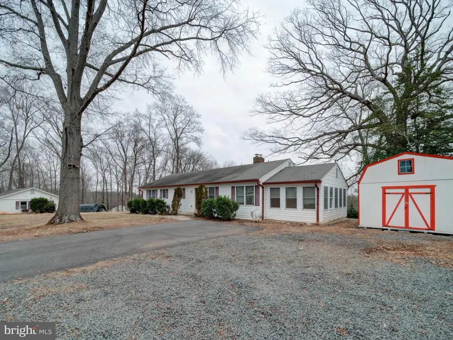 9105 Old Culpeper Rd, Warrenton, VA 20186 - Image #2