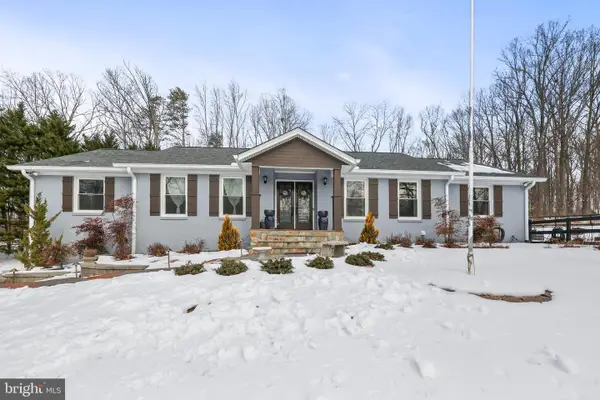 7326 Stuart Cir, WARRENTON, VA 20187