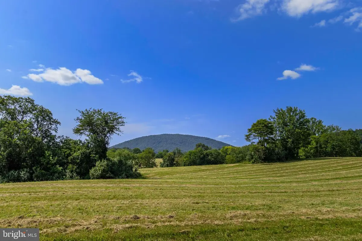 Clarendon Farm Dr, Marshall, VA 20115 - Image #1