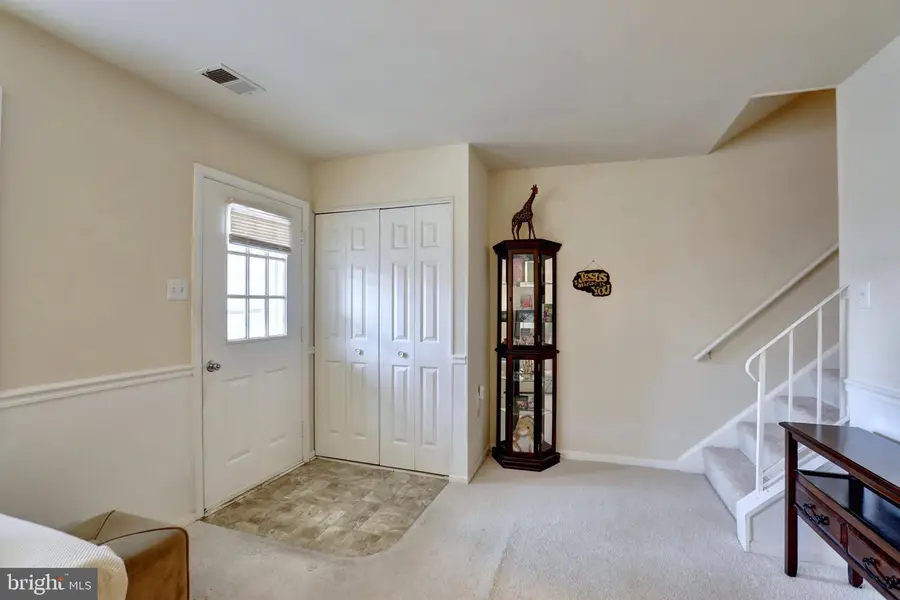 4519 Appledale Ct, Marshall, VA 20115 - Image #2