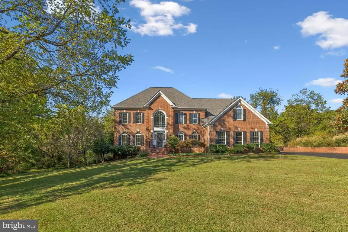 7819 Wellington Dr, Warrenton, VA 20186 - Image #1