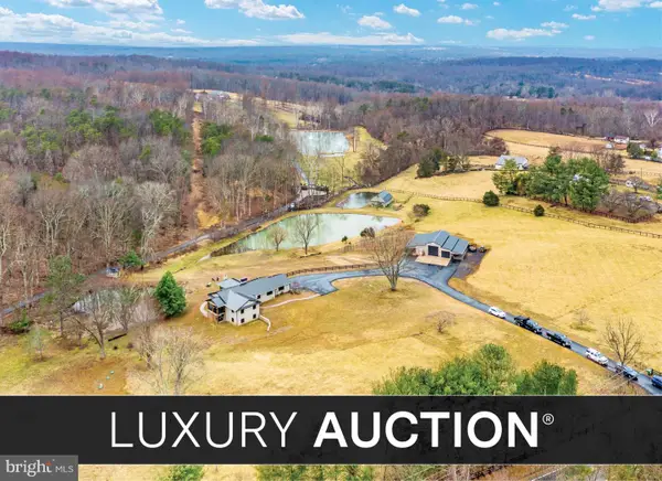 7464 Wilson Rd, WARRENTON, VA 20186