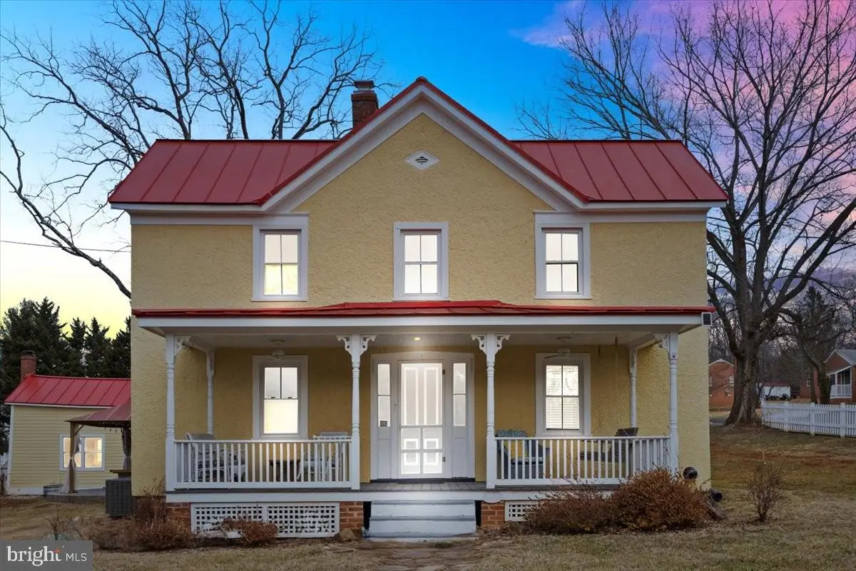 6342 Hopewell Rd, The Plains, VA 20198 - #1