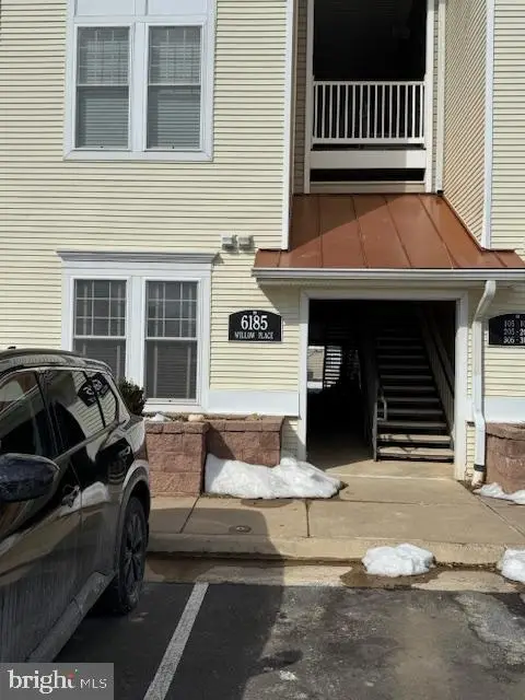 6185 Willow Pl #105, Bealeton, VA 22712 - #1