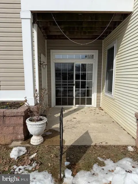 6185 Willow Pl #105, Bealeton, VA 22712 - #2