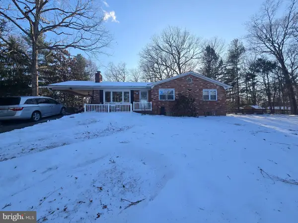 7406 Kennedy Rd, NOKESVILLE, VA 20181