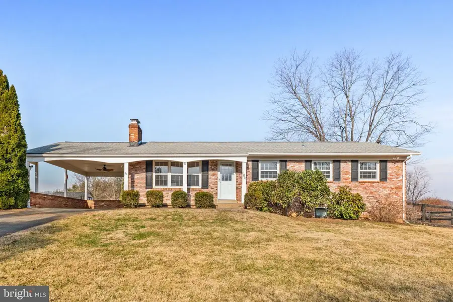660 Foxcroft Rd, Warrenton, VA 20186 - #3