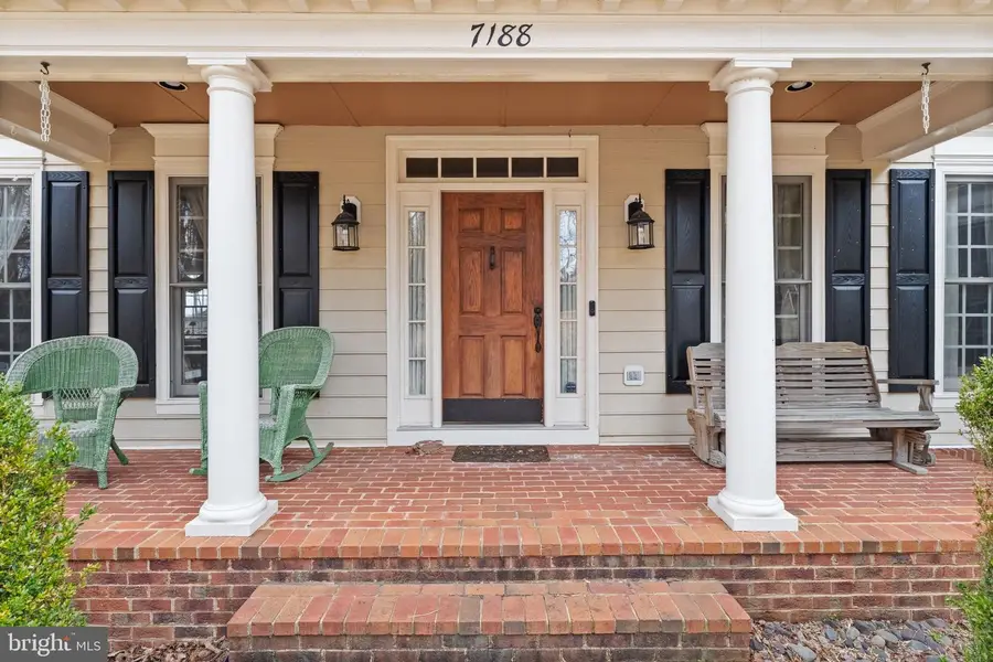 7188 Kenthurst Ln, The Plains, VA 20198 - #3