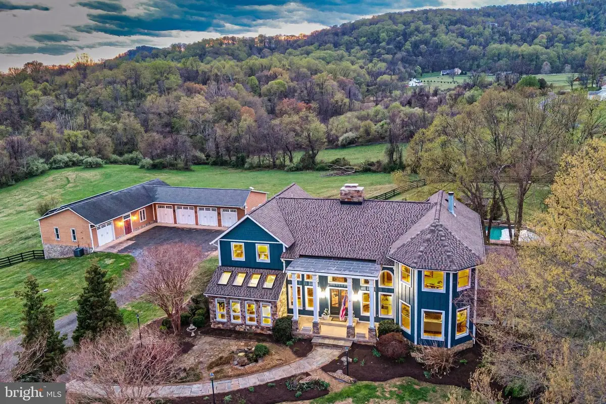 11597 Leeds Chapel Ln, Markham, VA 22643 - #1