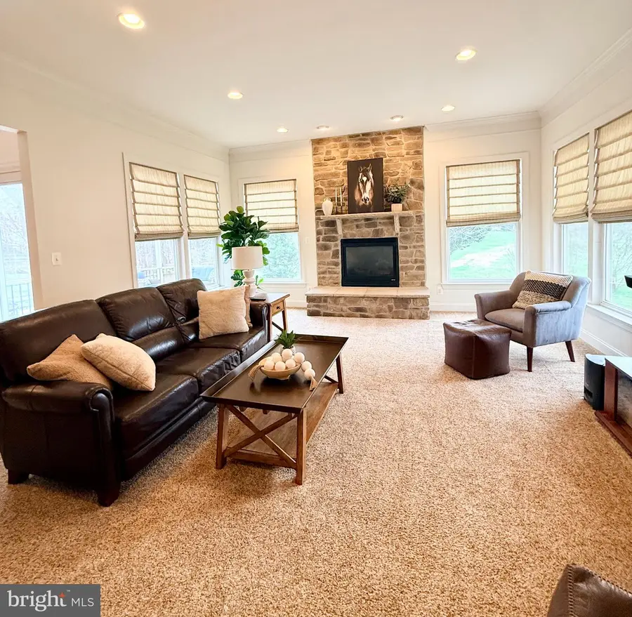 4045 Cray Dr, Warrenton, VA 20187 - #3