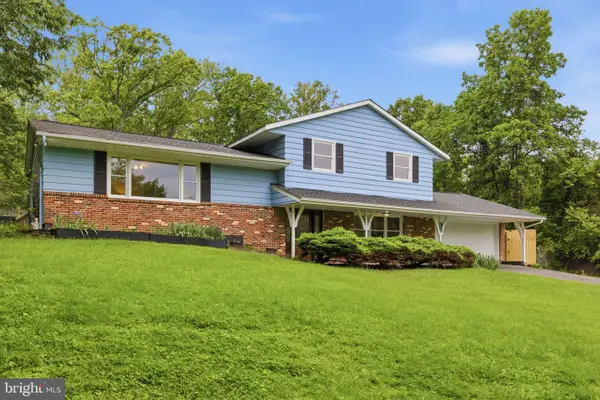 7338 Stuart Cir, WARRENTON, VA 20187