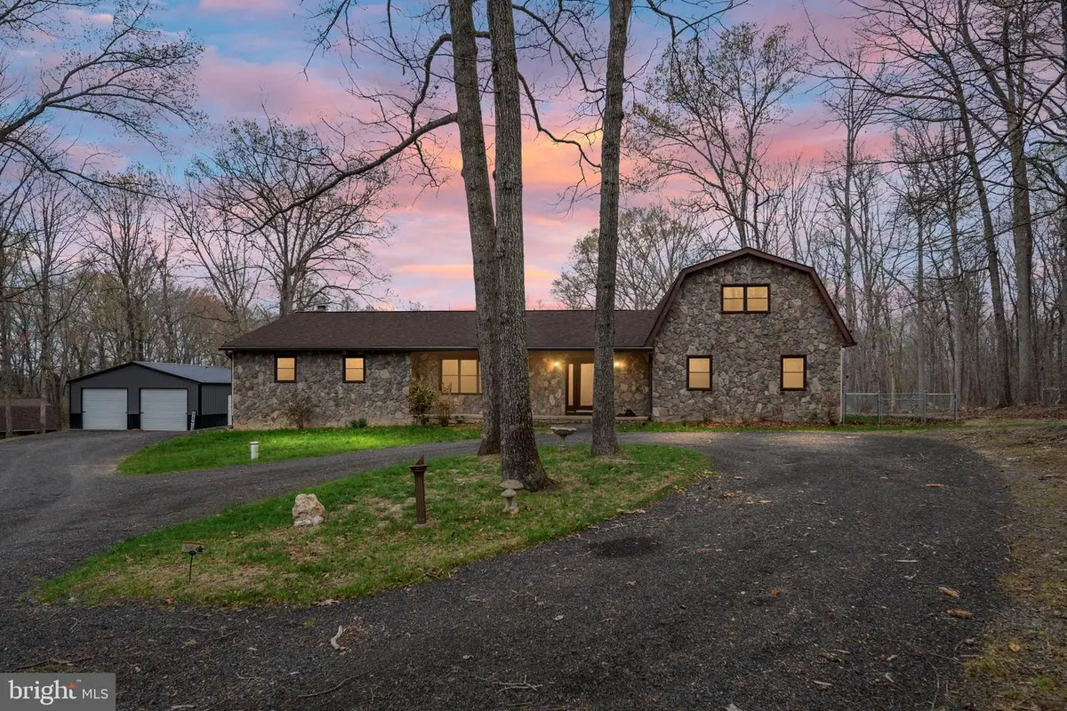 13220 Sillamon Rd, Goldvein, VA 22720 - #1