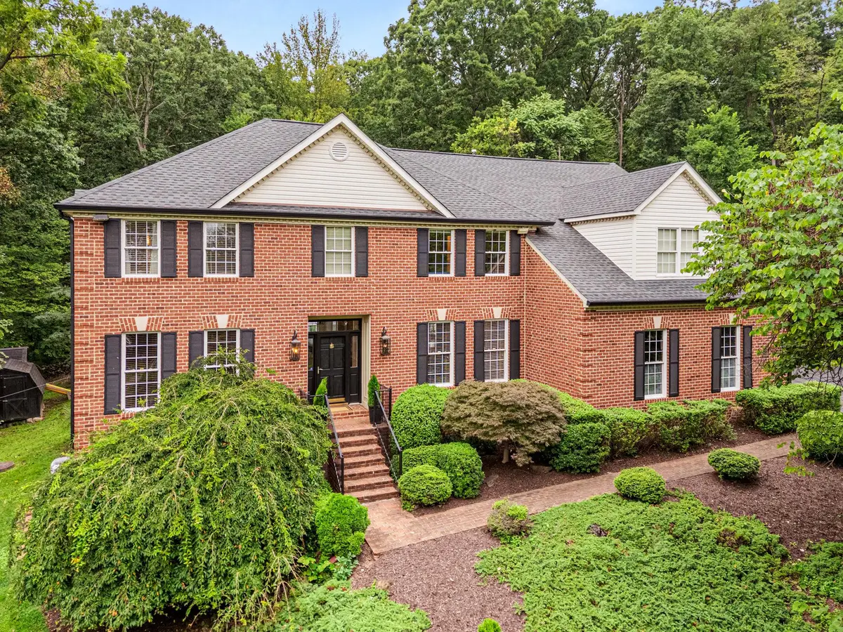 7534 Cannoneer Ct E, Warrenton, VA 20186 - #1