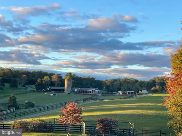 7747 Riverside Farm Rd, MARSHALL, VA 20115