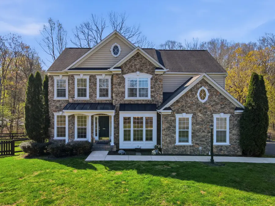 6925 Mill Valley Dr, Warrenton, VA 20187 - #2