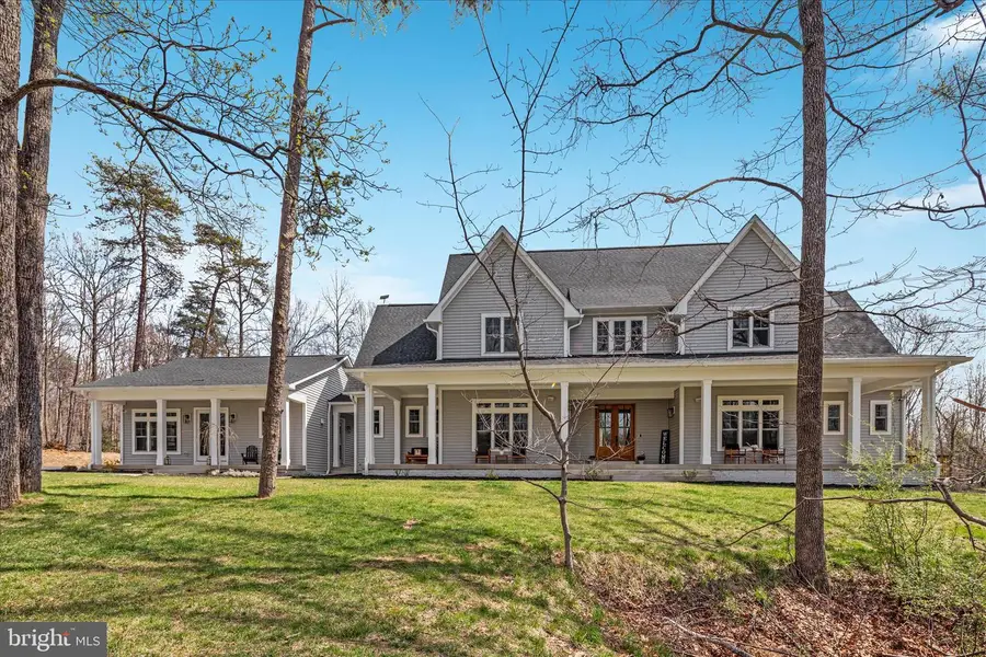 8189 Summerfield Hills Dr, Warrenton, VA 20186 - #2