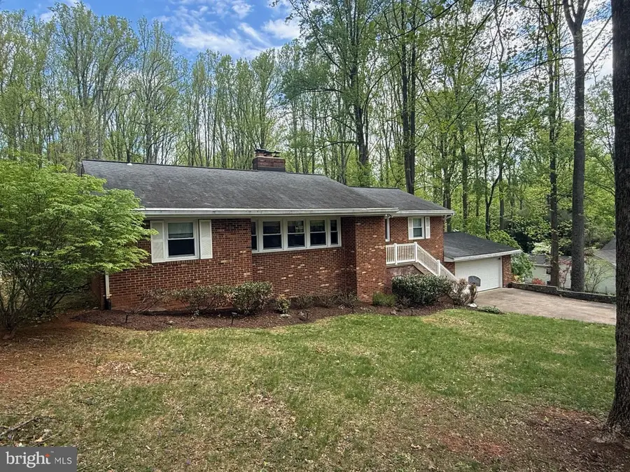 7302 Stuart Cir, Warrenton, VA 20187 - #3