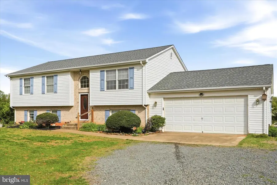 8117 Bailey Rd, Warrenton, VA 20186 - #2