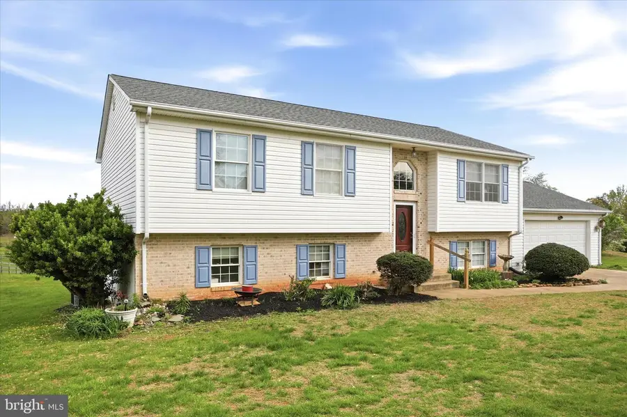 8117 Bailey Rd, Warrenton, VA 20186 - #3