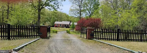 12266 Elk Run Church Rd, MIDLAND, VA 22728